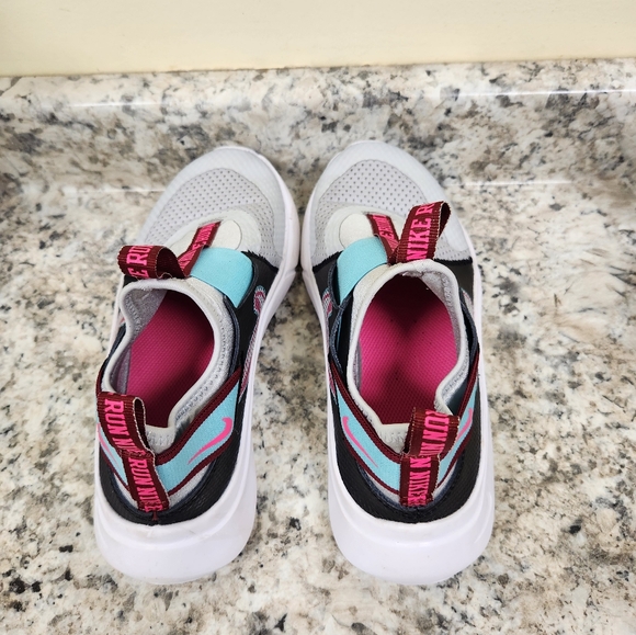 Nike Flex Plus SE Running Shoe Slip On Size 4.5Y - Picture 8 of 12